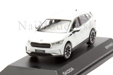  Škoda Enyaq iV moon white